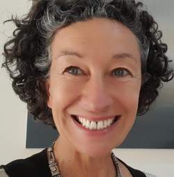 VÉRONIQUE GUILLOTEAU